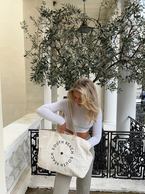 south beach Everyday Tote Bag in Cream