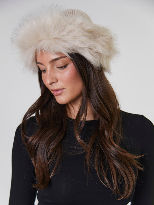 South Beach Igloo Hat & Glove Set In Beige