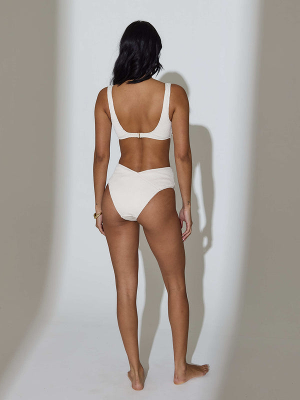 South Beach Jade Crinkle Bikini Top In Cream