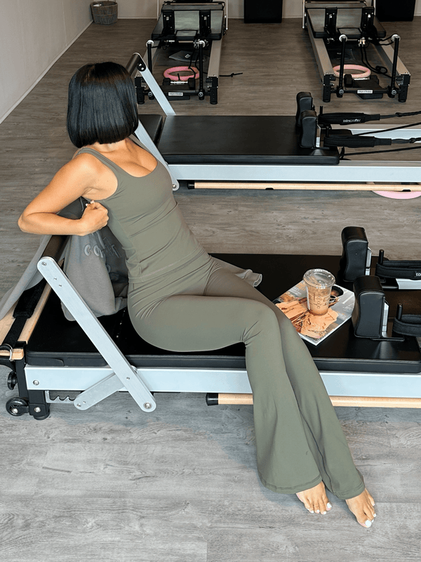 south beach Kickstart Flare Leggings in Khaki