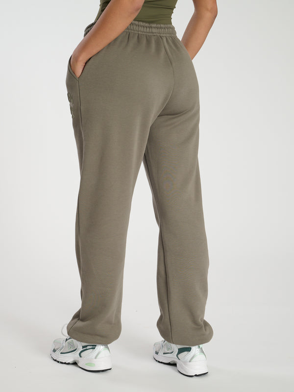 South Beach Lax Cuffed Joggers In Khaki