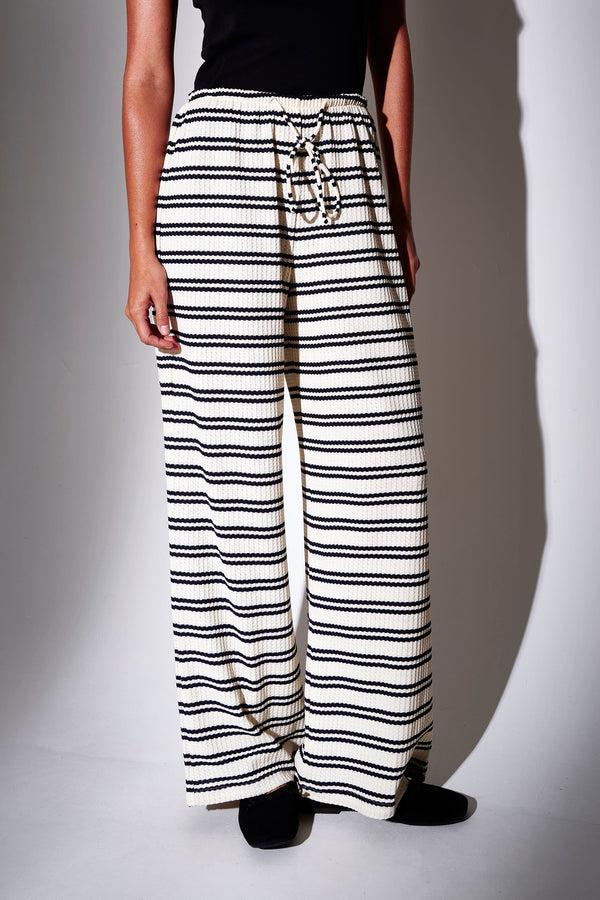 South Beach Laze Waffle Trousers In Navy