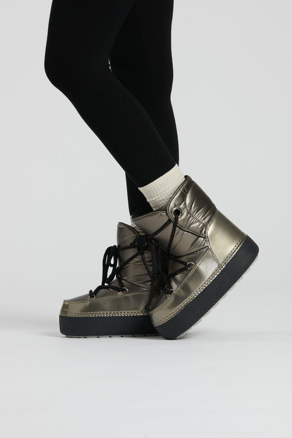 South Beach Sled Padded Snow Boots In Metallic