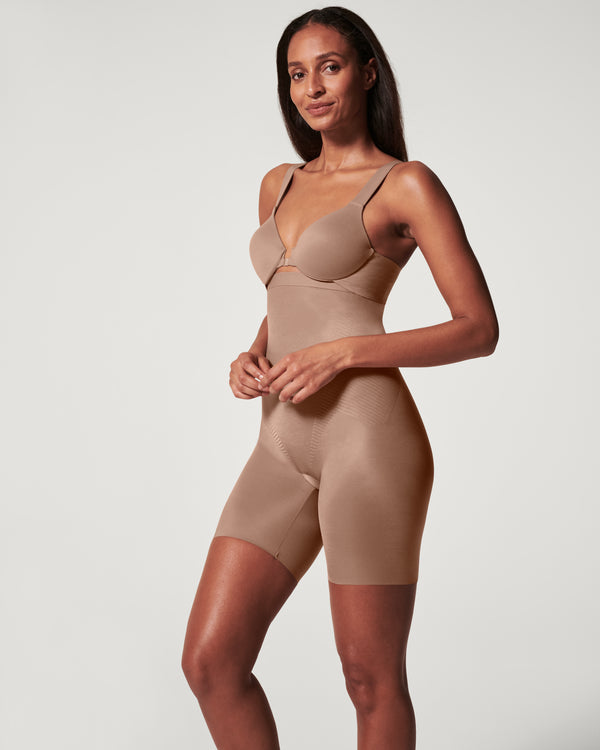 spanx High-Waisted Mid-Thigh Short Cafe Au Lait