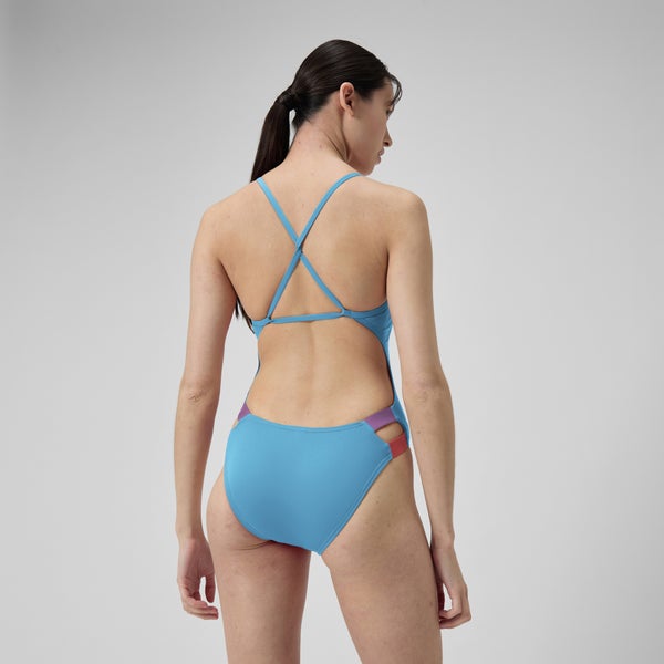 Speedo Women's Solid Twist Back One Piece Blue