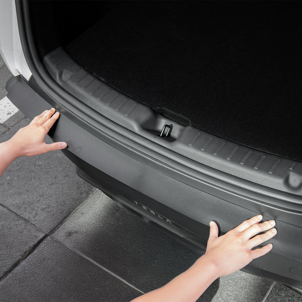 Spigen Rear Bumper Guard | TG200-YJ