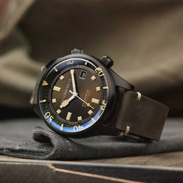 Spinnaker Bradner Automatic Red Reef