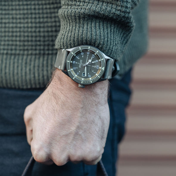 Spinnaker Cahill Automatic Red Reef