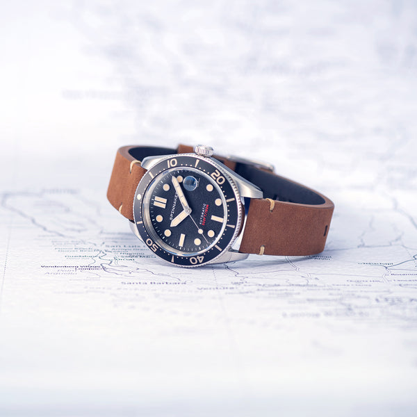 Spinnaker Croft Mid-Size Automatic Red Reef