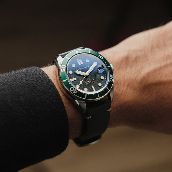 Spinnaker Croft Mid-Size Automatic Red Reef