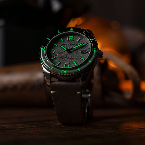 Spinnaker Fleuss Automatic Red Reef