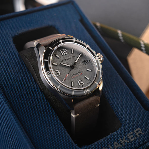 Spinnaker Fleuss Automatic Red Reef