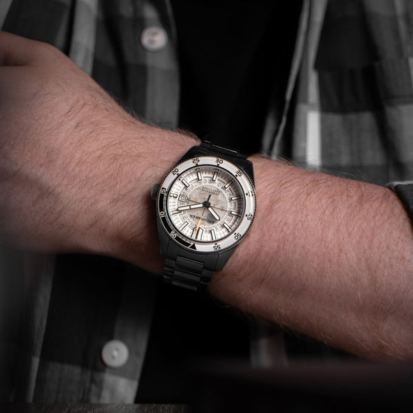 Spinnaker Fleuss Automatic - Severn Edition Red Reef