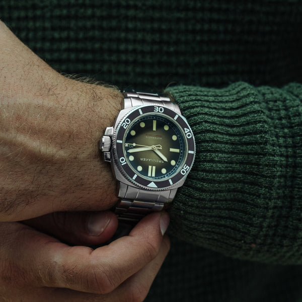 Spinnaker Hull Diver Automatic Red Reef
