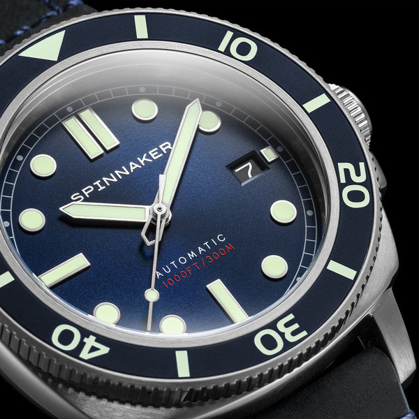 Spinnaker Hull Diver Automatic Red Reef
