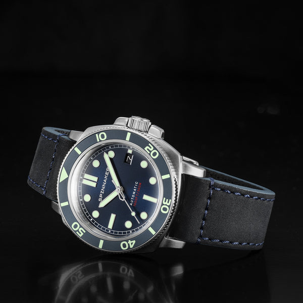 Spinnaker Hull Diver Automatic Red Reef