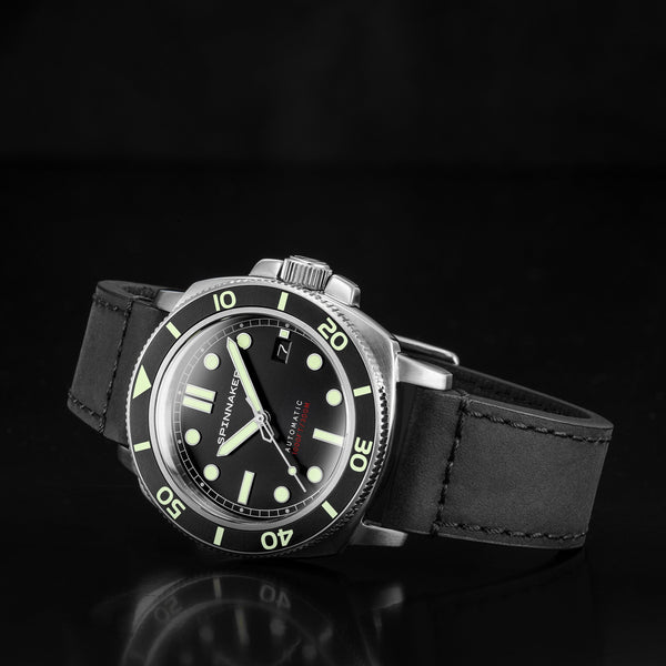 Spinnaker Hull Diver Automatic Red Reef