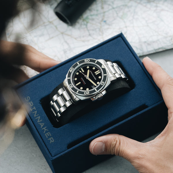 Spinnaker Hull Diver Automatic Red Reef