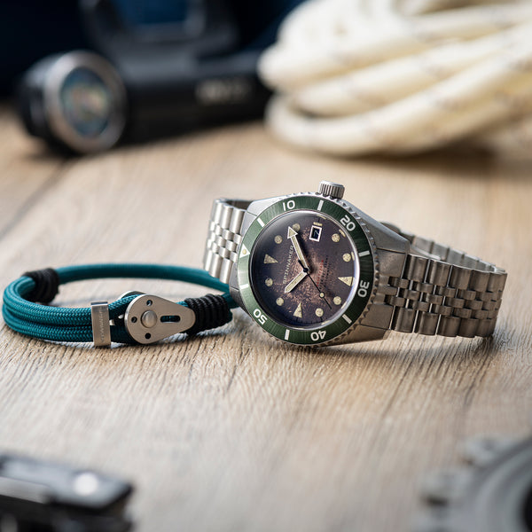 Spinnaker Wreck Automatic Red Reef