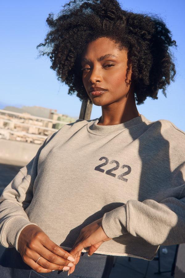 spiritual gangster 222 Drina Crop Sweatshirt LIGHT HEATHER GREY