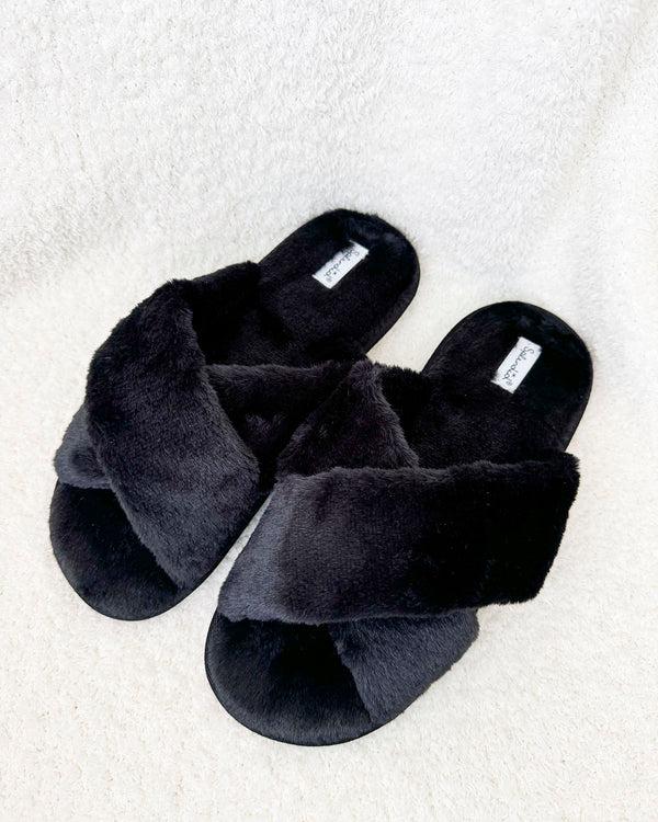 Splendid Black Criss Cross Slipper