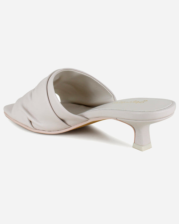 Splendid Harvey Kitten Heel In White Sand