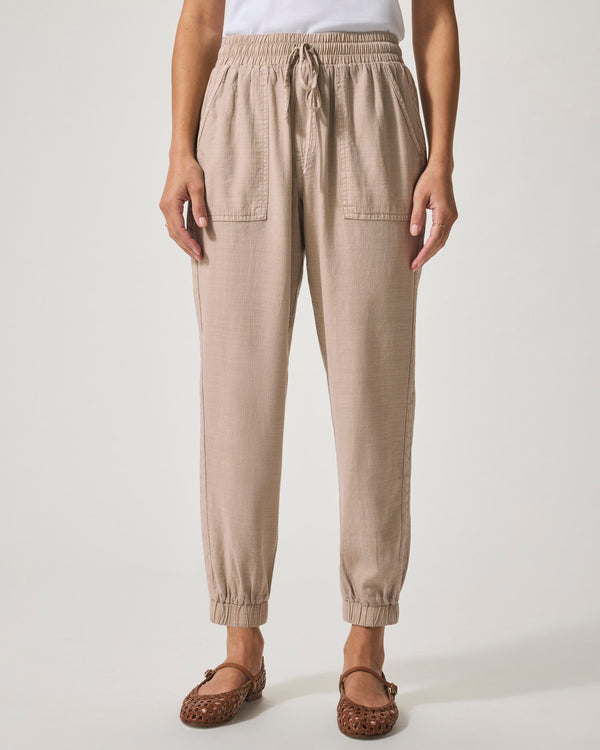 splendid Lakeside Jogger