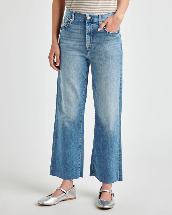splendid Light Wash Cropped Wide Leg Raw Hem Jean