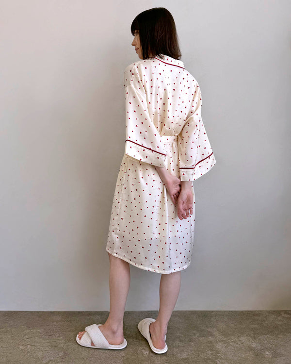 Splendid Small Heart Toss Satin Silk Robe