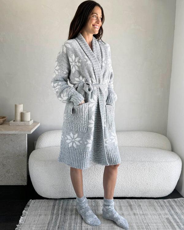 Splendid Snowflake Pomona Fuzzy Robe
