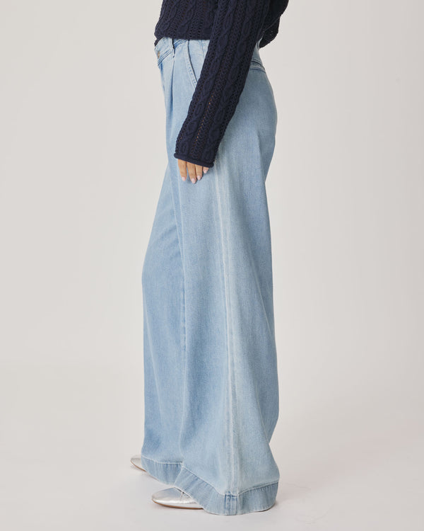 Splendid Suki Denim Trouser In Light Wash