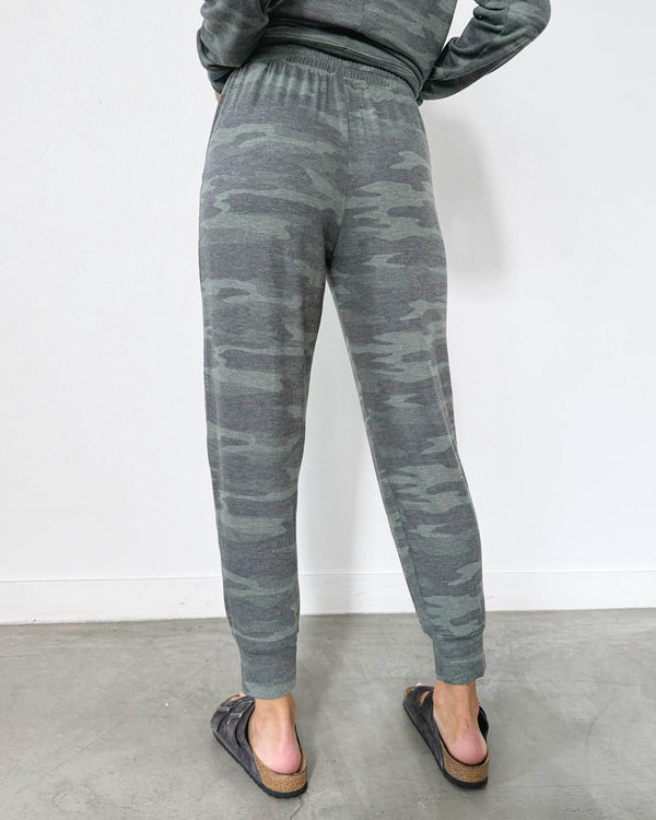 Splendid Supersoft Camo Jogger
