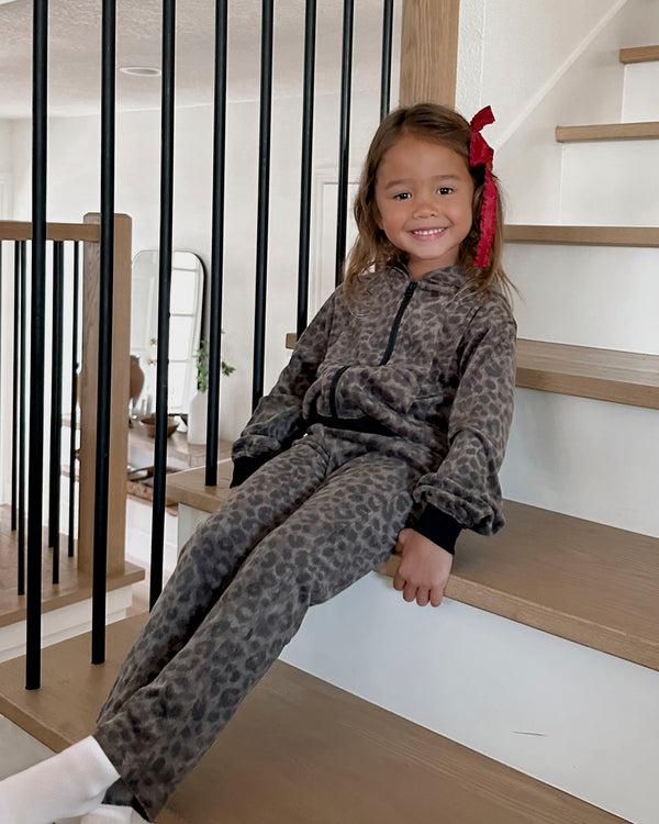 splendid Toddler Girl Cheetah Velour Zip Up Set