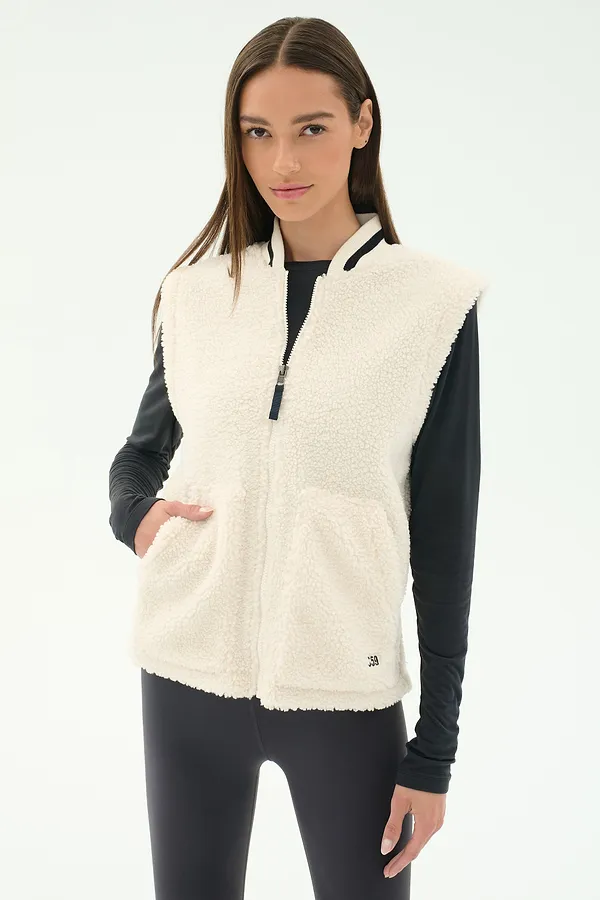 splits59 Aster Sherpa Vest