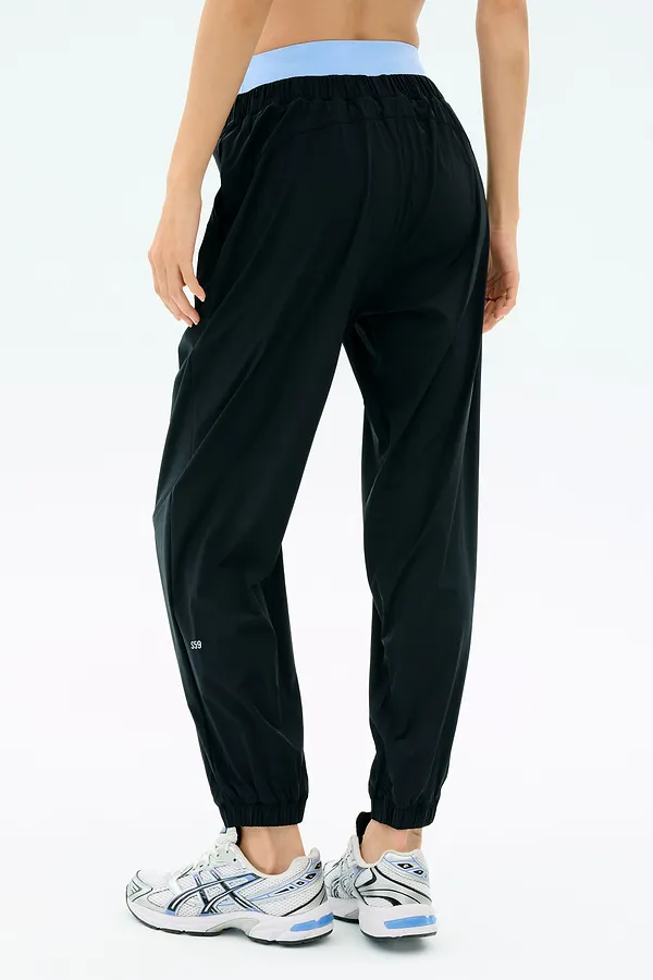 Splits59 Megan Woven Nylon Jogger