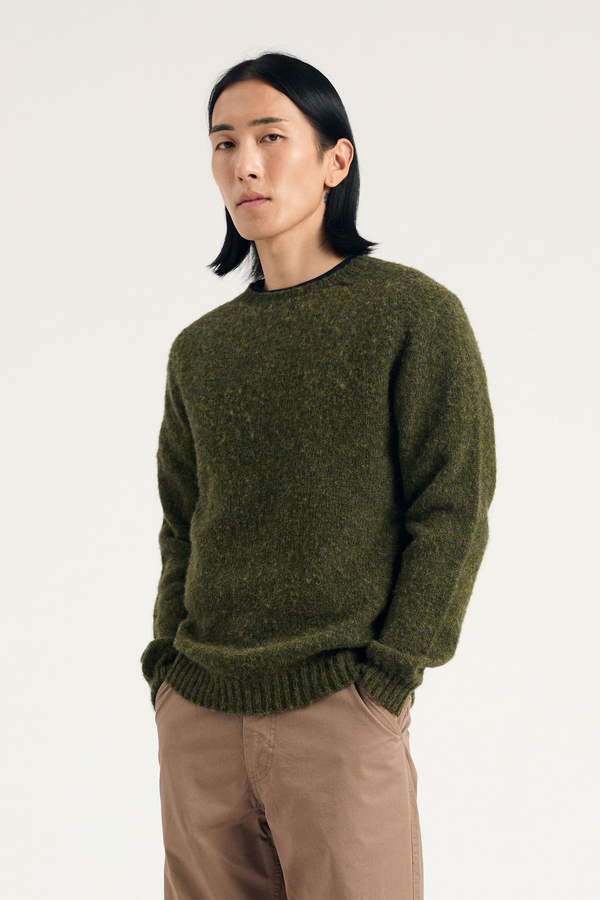 sportivo store Birnir Brushed Lambswool Sweater Olive Night