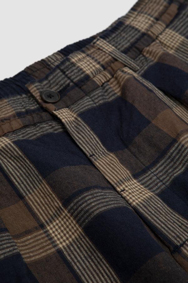 Sportivo Store Pleated Lincot Big Check Track Short Navy/ Brown