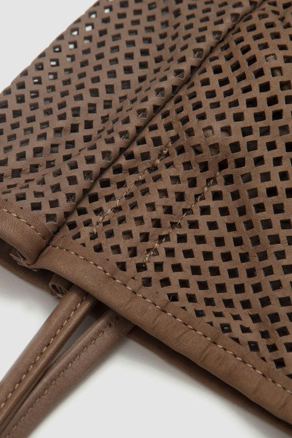 Sportivo Store Washed Leather Mesh Tote S Beige