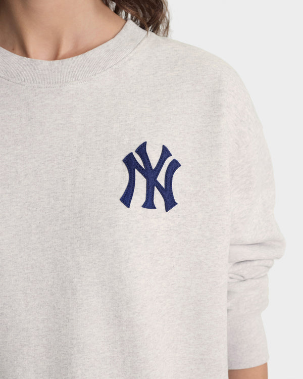 Sporty & Rich Heritage Yankees Serif Crewneck - Heather Gray/Navy