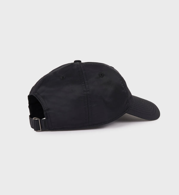 Sporty & Rich Running Woman Nylon Hat - Black/White