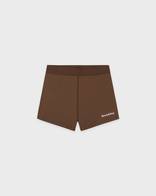 sporty & rich Serif Logo Active Short - Toffee/White