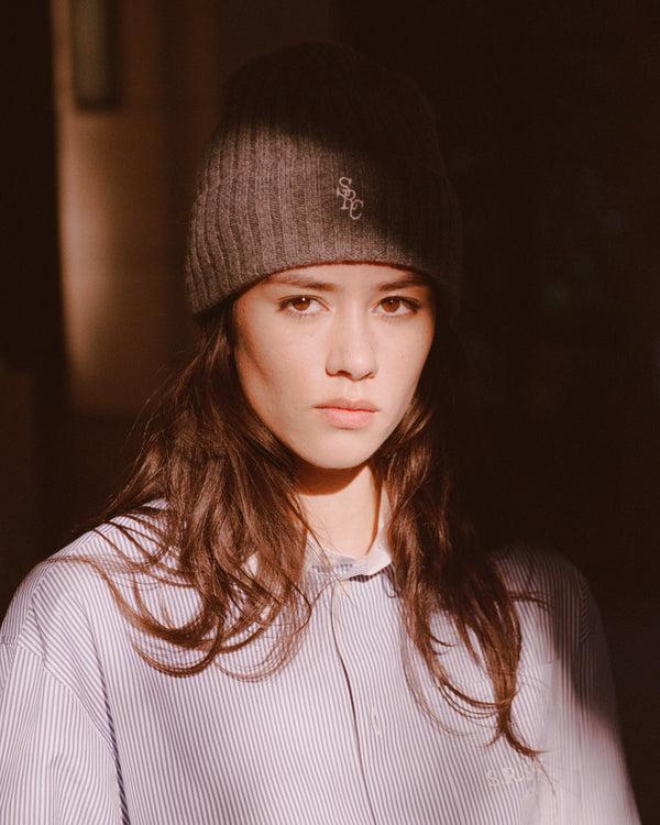 Sporty & Rich SRC Cashmere Beanie - Gray/White
