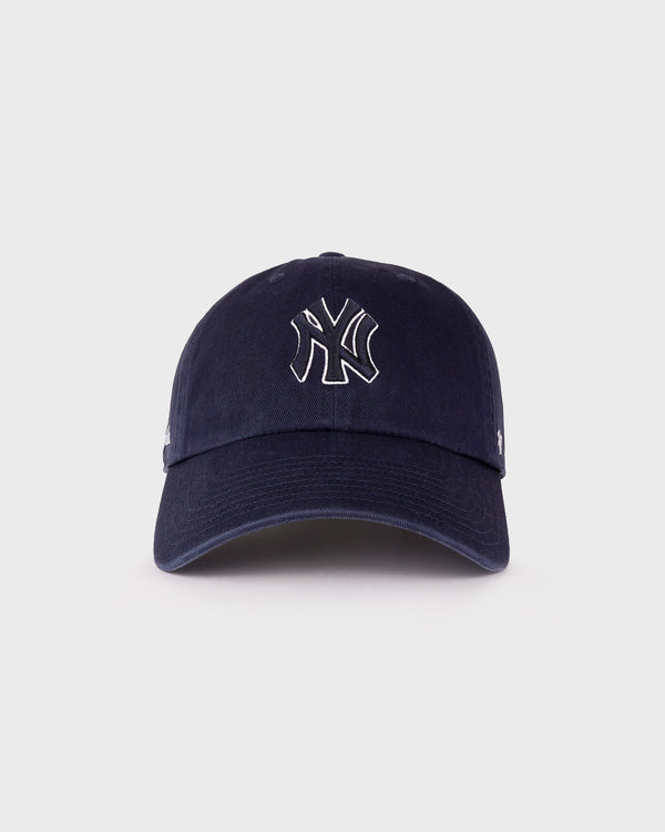 sporty & rich Yankees Serif Outline Hat - Navy/White