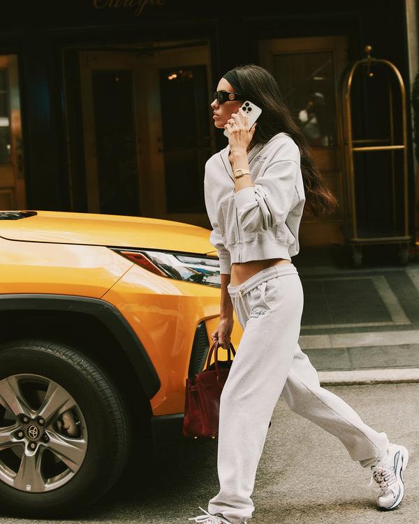 Sporty & Rich The Carlyle Script Cropped Zip Hoodie - Heather Gray/Forest