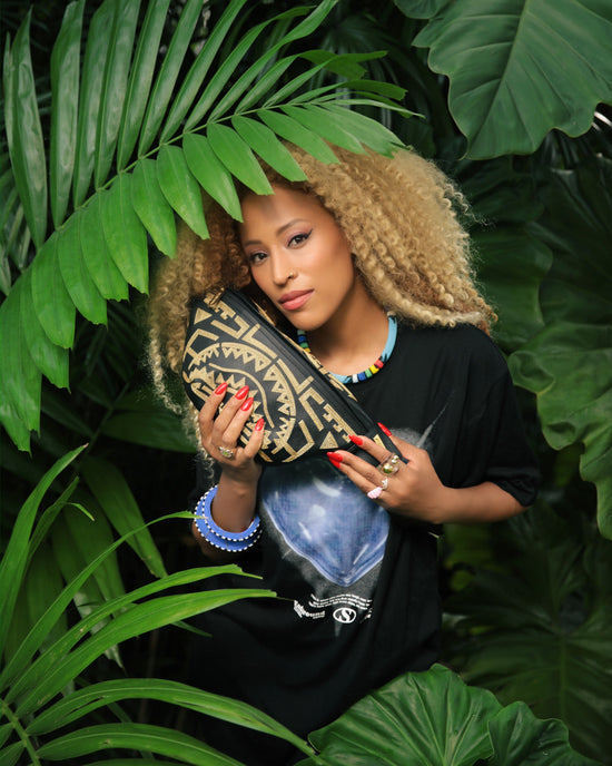 Sprayground A.I.8 AFRICAN INTELLIGENCE PATH TO THE FUTURE II SAVVY CROSSBODY