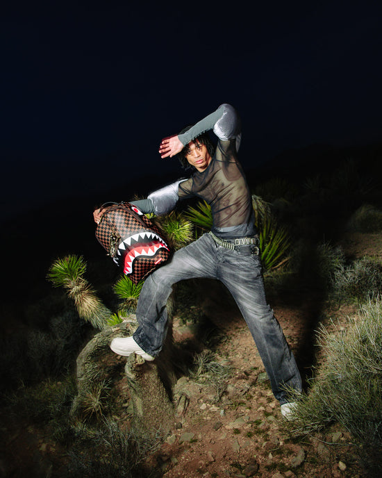 Sprayground ASTROMANE AS THE WORLD'S LARGEST ZIPPER PULLEY