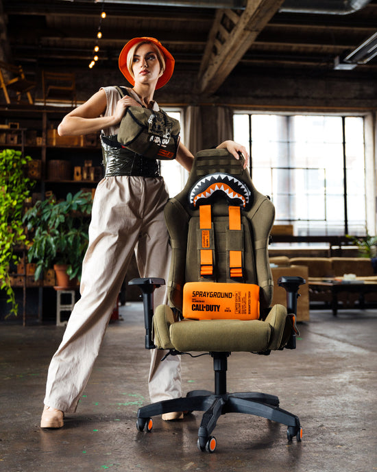 Sprayground CALL OF DUTY FLYING ASSASSINS PARACHUTE CHESTPACK