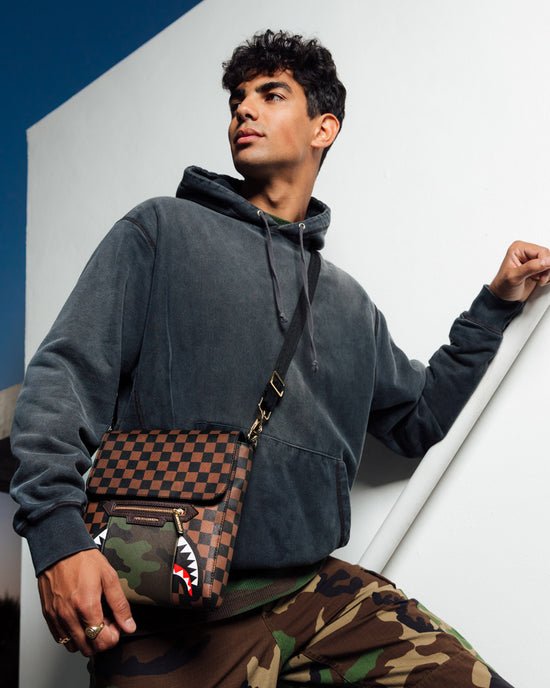 Sprayground EXTERIOR GOLD ZIP POCKET SHARKS IN PARIS MESSENGER SLING BAG