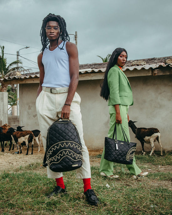 Sprayground NOIR QUILT GOLD CHAIN SHARK BACKPACK (DLXV)