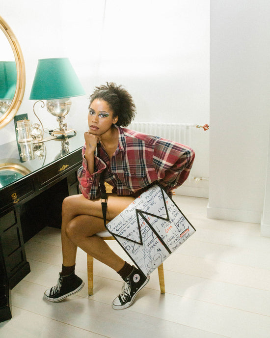 Sprayground OFFICIAL BASQUIAT UNTITLED (CHEESE POPCORN) 1983 SLING MESSENGER